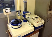 Roundness measuring instrument